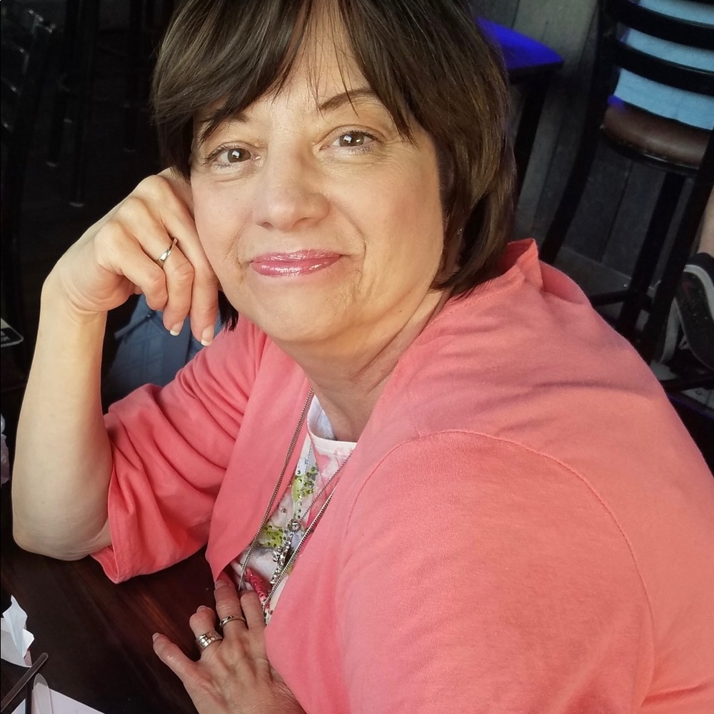 Meet your Posher, Cyndi